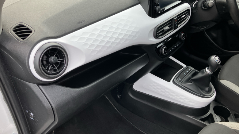 Hyundai i10 1.0 MPi Premium 5dr Petrol Hatchback